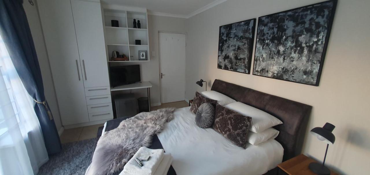 Beachview Guest Suites Port Elizabeth Ngoại thất bức ảnh
